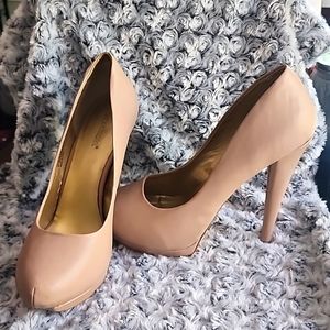 Nude Platform Pumps